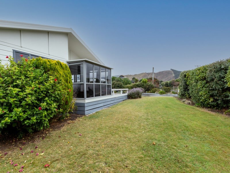 69 Harper Road, Waimārama - Carousel 13