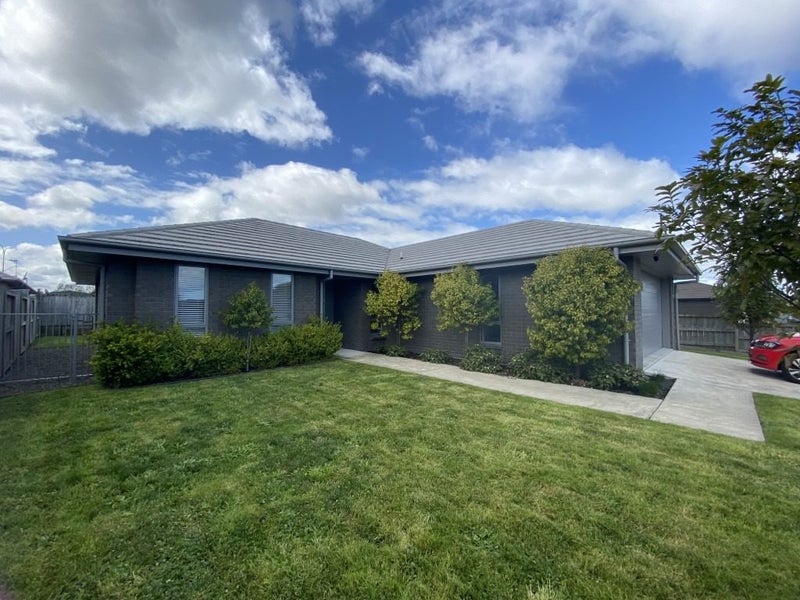 92 Tramway Road, Ruakura, Hamilton - Carousel 1