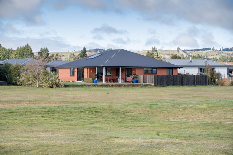 48 Orbell Crescent, Te Anau, Te Anau - Carousel 24