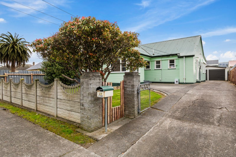 27 Bush Street, Naenae, Lower Hutt - Carousel 1