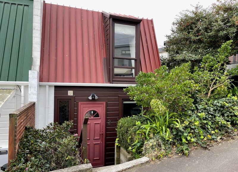 2/49 Mandalay Terrace, Khandallah, Wellington - Carousel 1