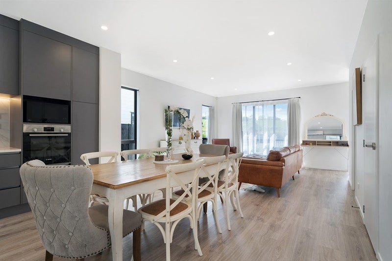 19 Kumerahou Street, Kumeu - Carousel 1