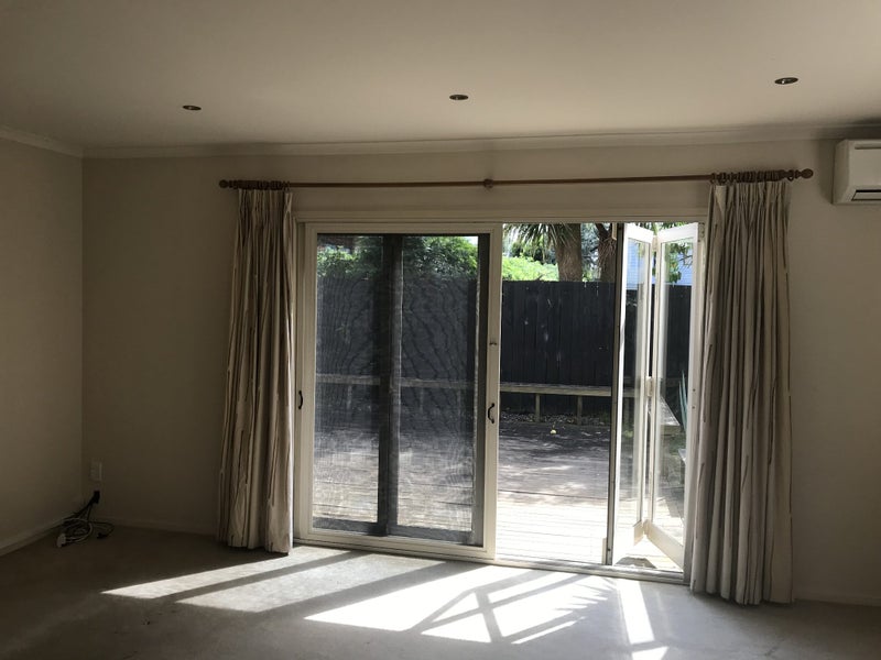 14A Allenby Road, Panmure, Auckland - Carousel 2