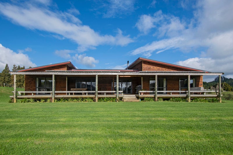 942 Tapuhi Road, Hukerenui - Carousel 1