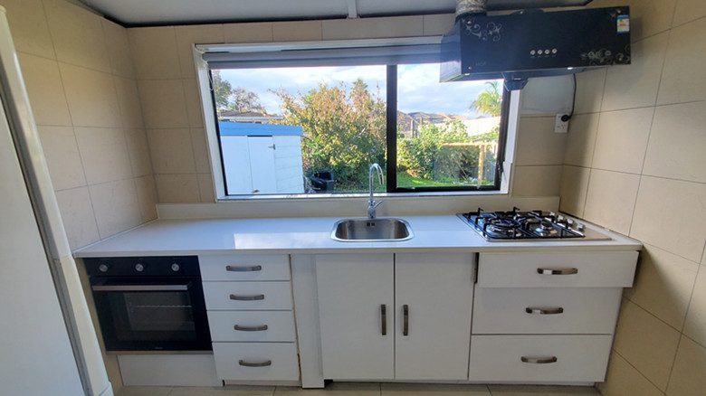 15 Hedge Row, Sunnyhills, Auckland - Carousel 9
