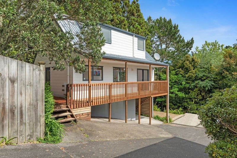 1/1018 East Coast Road, Fairview Heights, Auckland - Carousel 18