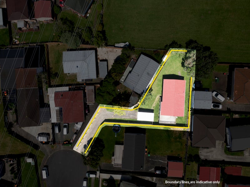 2/22 Darnell Crescent, Clover Park, Auckland - Carousel 13