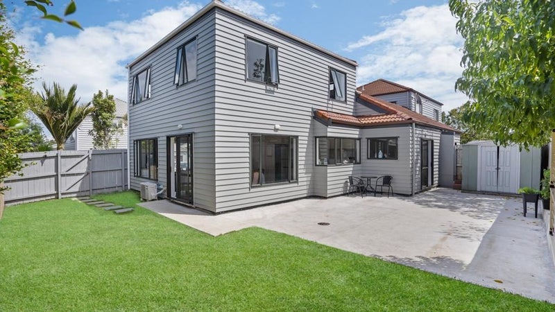 30B Grassways Avenue, Pakuranga, Auckland - Carousel 1