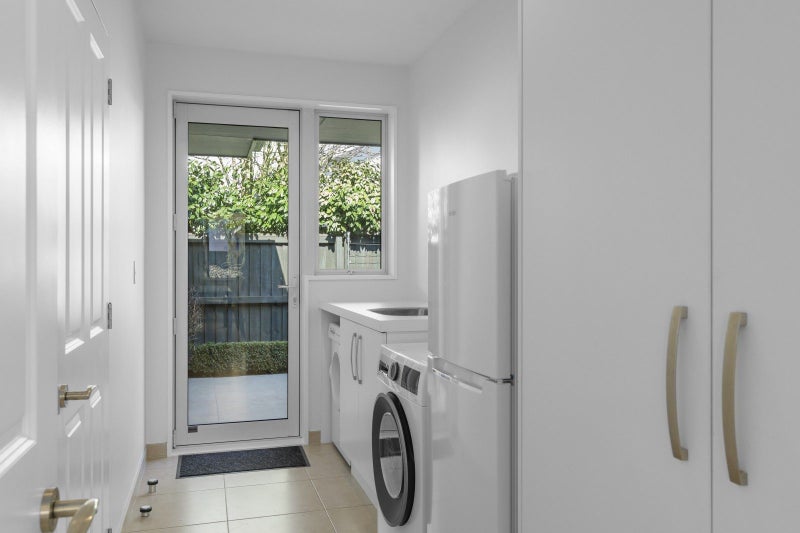 23 Applefield Court, Northwood, Christchurch - Carousel 21