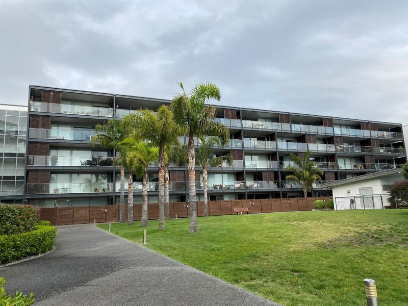 406C/14 West Quay, Ahuriri, Napier - Carousel 1