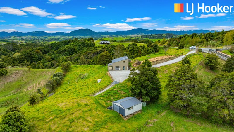 112 Tawa Avenue, Kaiwaka - Carousel 1