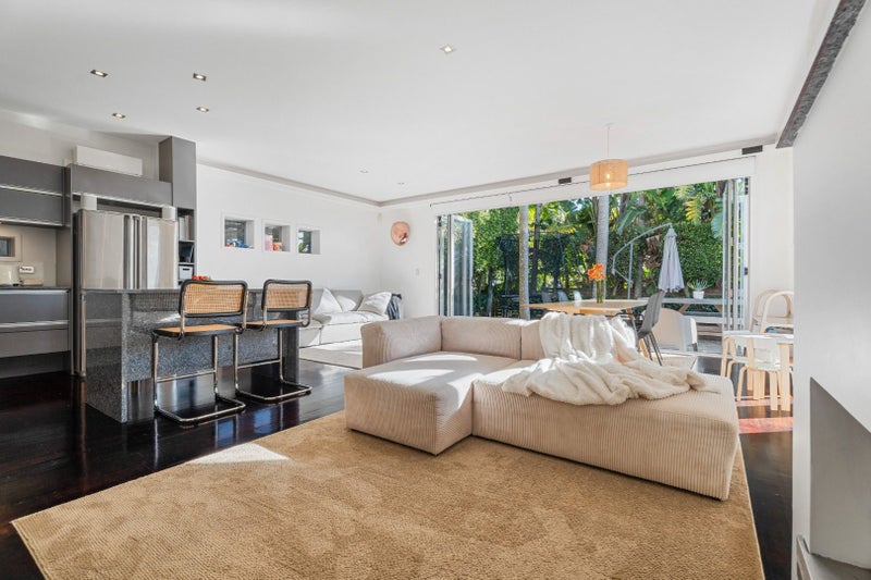 8 Ireland Street, Freemans Bay, Auckland - Carousel 2