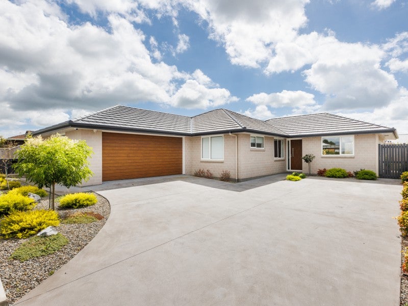 112A Roberts Line, Kelvin Grove, Palmerston North - Carousel 1