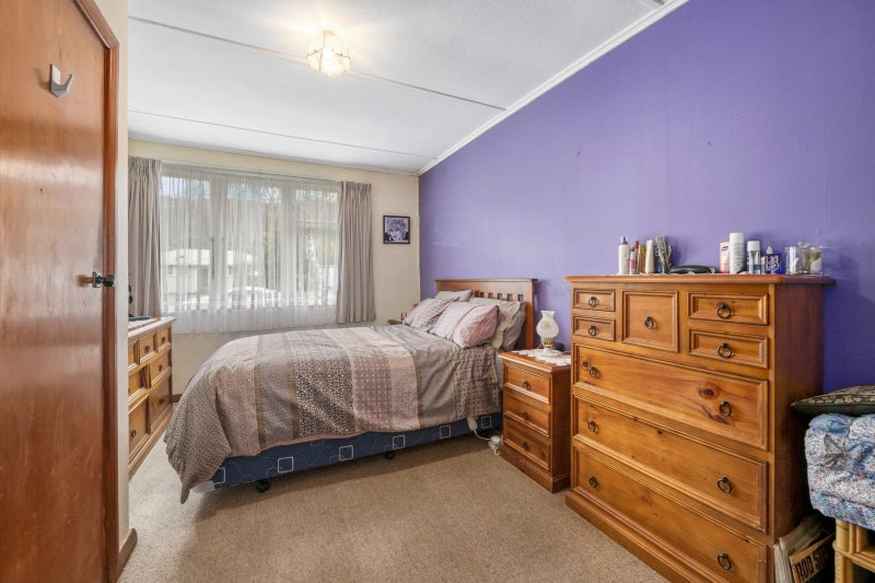 8 Holdsworth Avenue, Trentham, Upper Hutt - Carousel 12