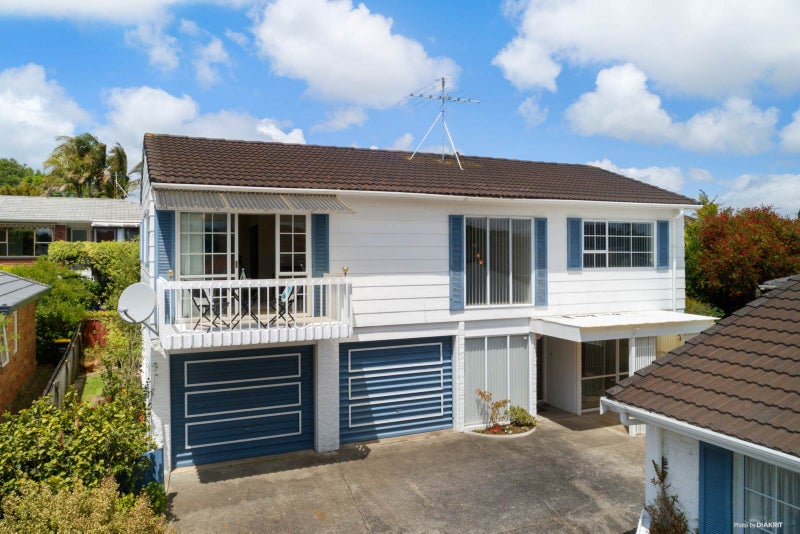 3/5 Napoleon Avenue, Milford, Auckland - Carousel 1