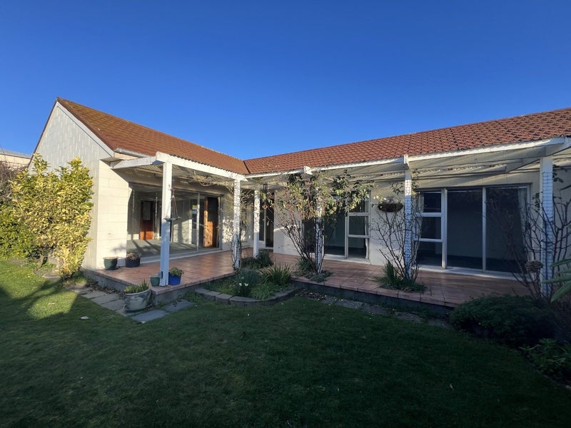 11 Camberwell Place, Avonhead, Christchurch - Carousel 2