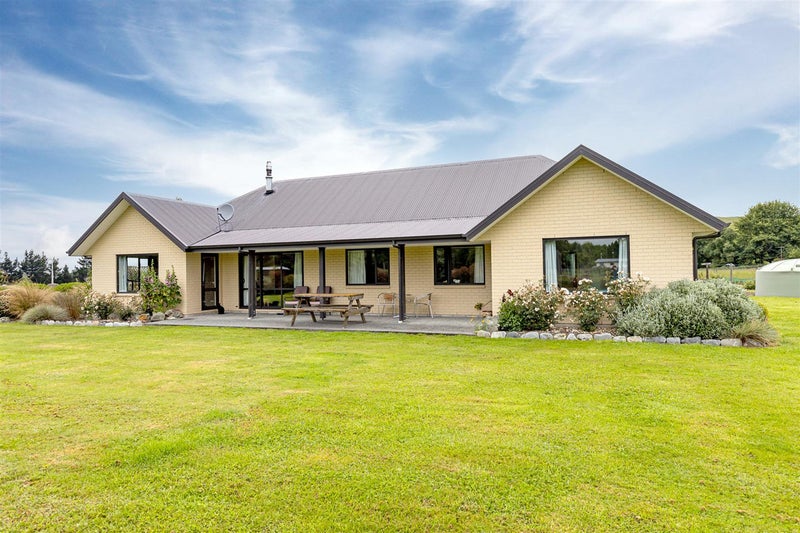 21 Siegerts Road, Kimbell - Carousel 25