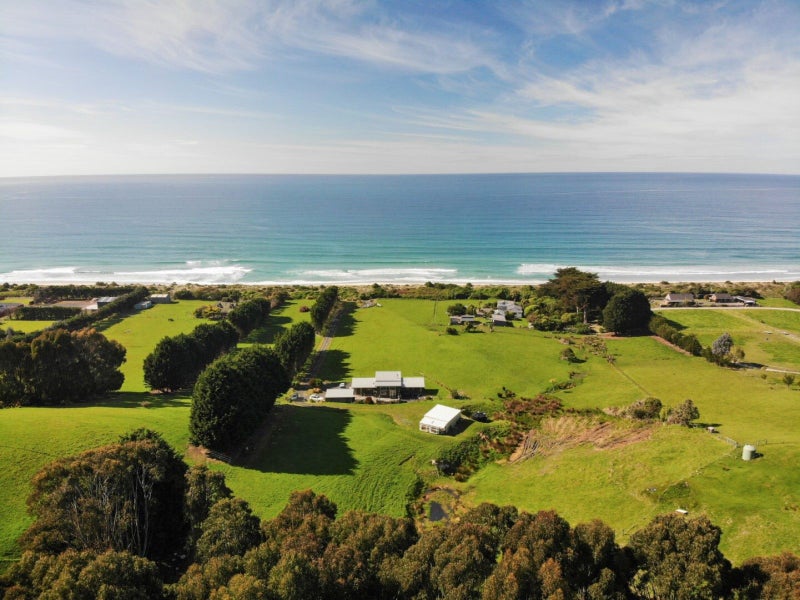1360 Brighton Road, Brighton, Dunedin - Carousel 2
