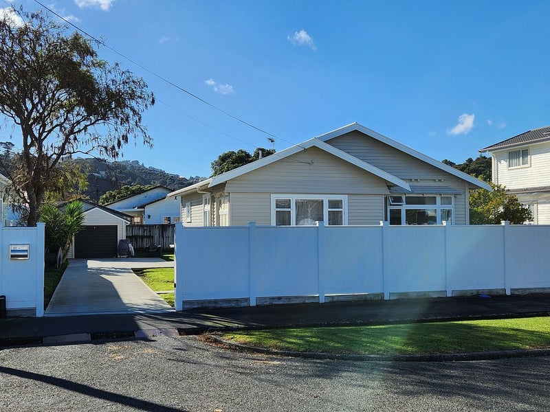 37 Hume Street, Alicetown, Lower Hutt - Carousel 1