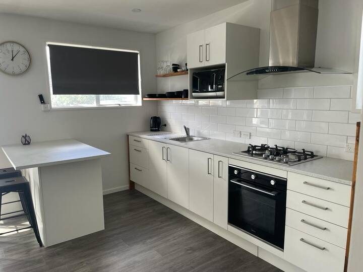 7/3 School Road, Plimmerton, Porirua - Carousel 1