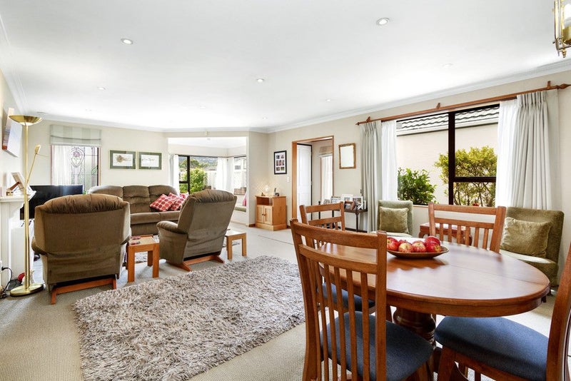 1/88 Hautana Street, Woburn, Lower Hutt - Carousel 2