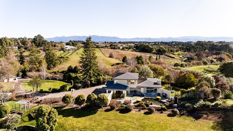 54 Lacebark Lane, Upper Moutere - Carousel 1