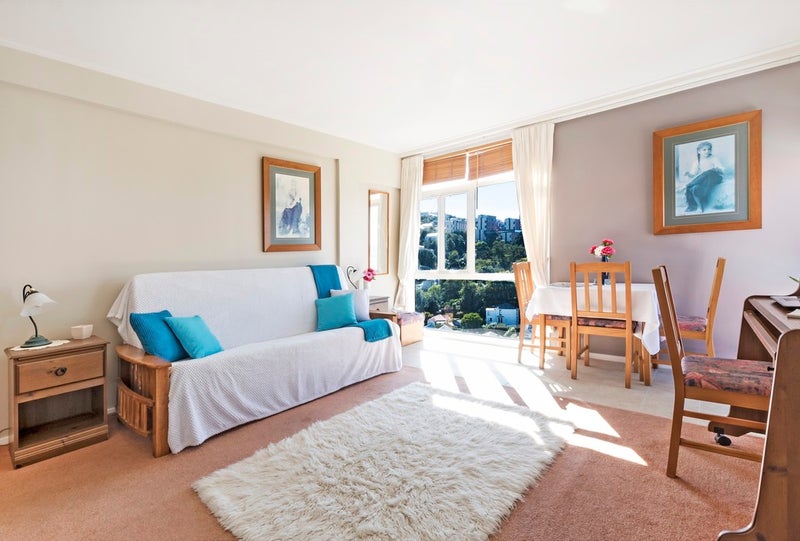 5D/20 Maarama Crescent, Aro Valley, Wellington - Carousel 2