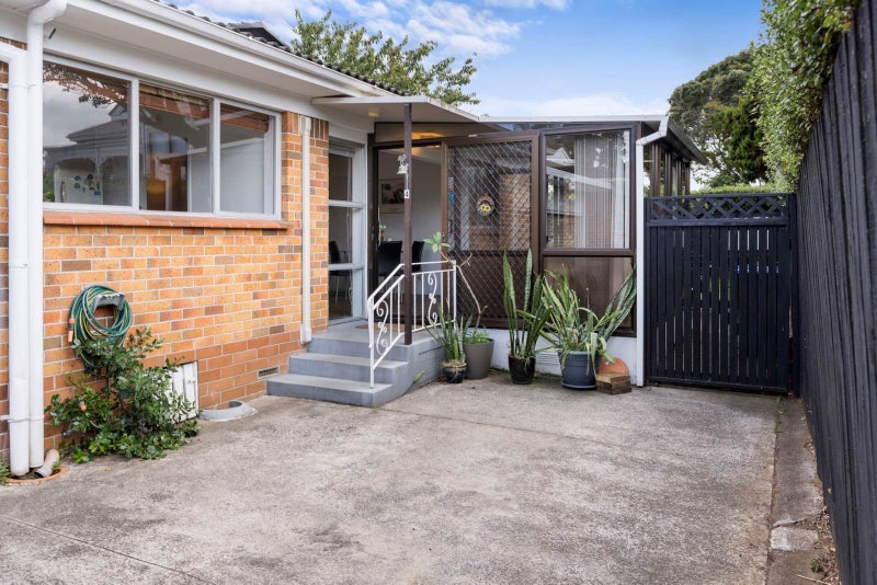 4/74 Trafalgar Street, Onehunga, Auckland - Carousel 1