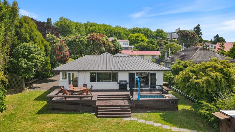 11 Mataiawhea Street, Ohinemutu, Rotorua - Carousel 1
