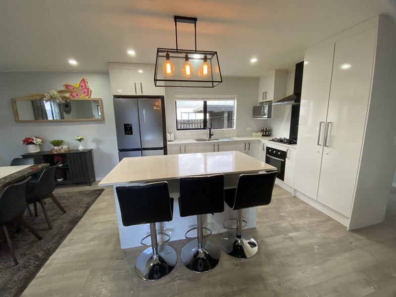 13A Clarice Place, Takanini, Auckland - Carousel 1