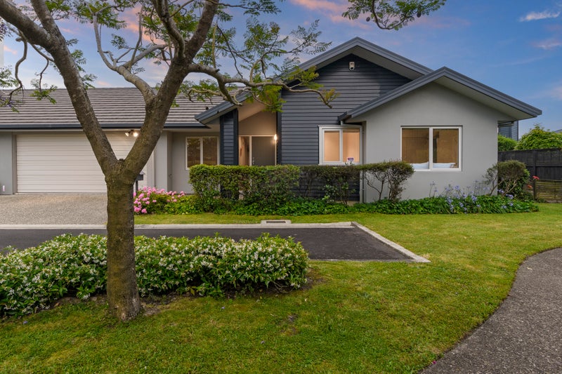 10 Bridgewater Way, Pyes Pa, Tauranga - Carousel 1