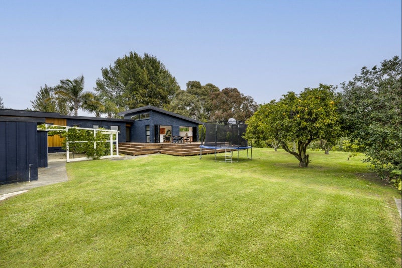 17 Rogers Road, Bay View, Napier - Carousel 2