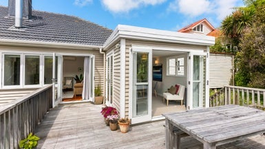14 Gloucester Street, Wilton, Wellington - Carousel 1