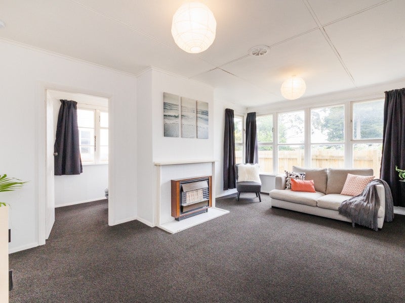 24 Tyne Street, Roslyn, Palmerston North - Carousel 2