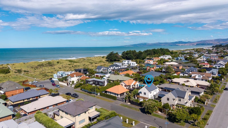 2 Stout Street, Waimairi Beach, Christchurch - Carousel 19