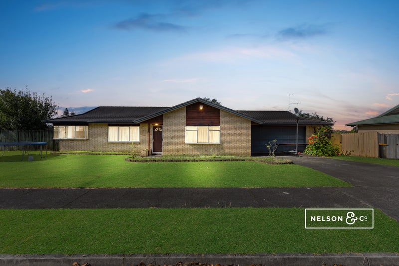 4 Reyland Close, Weymouth, Auckland - Carousel 1
