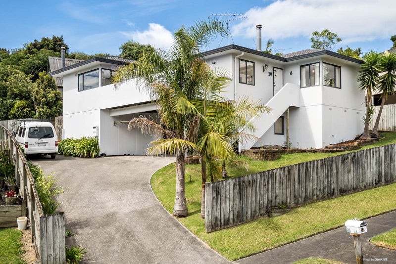 19 Coastal Heights, Stillwater, Silverdale - Carousel 1