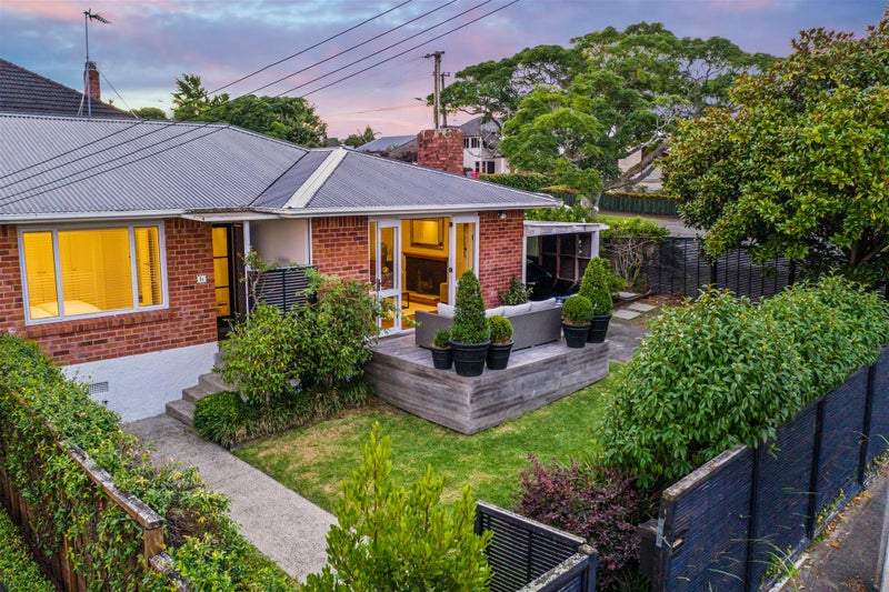 1B Chesterfield Avenue, St Heliers, Auckland - Carousel 1