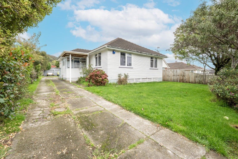 108 Rata Street, Naenae, Lower Hutt - Carousel 1