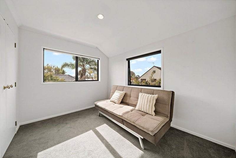 3/3 Sproston Avenue, Ellerslie, Auckland - Carousel 23