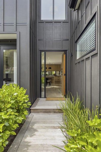 27 McCrystal Avenue, Bucklands Beach, Auckland - Carousel 2