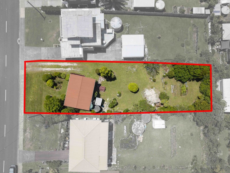 1437 Whangaparaoa Road, Army Bay, Whangaparaoa - Carousel 2