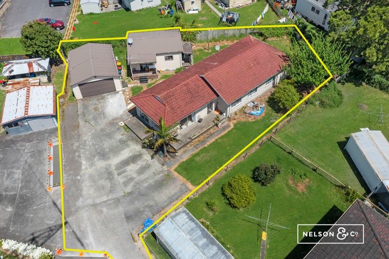 10 Carey Place, Otara, Auckland - Carousel 1