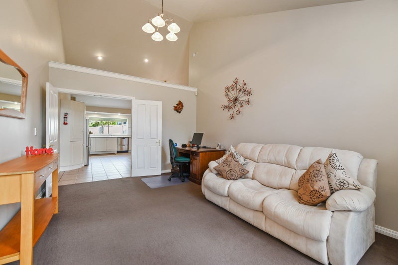 7 Guernsey Place, Grandview Heights, Hamilton - Carousel 2