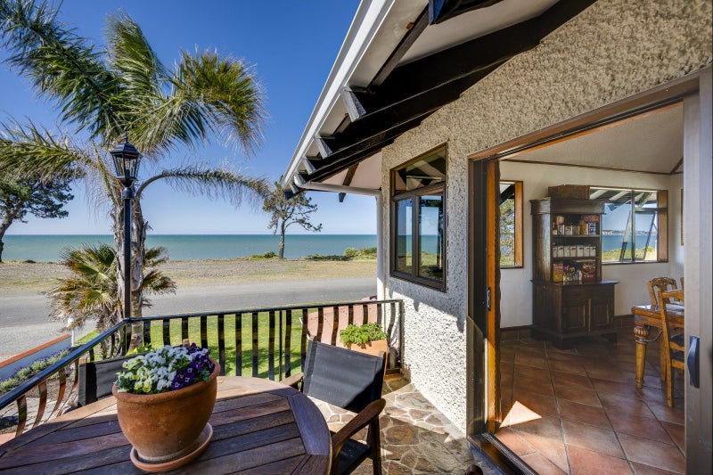74 Le Quesne Road, Bay View, Napier - Carousel 2