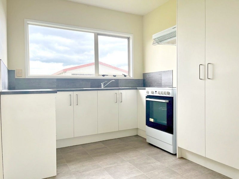 29 Barneys Farm Road, Clendon Park, Auckland - Carousel 2