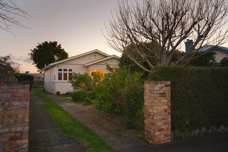 11 Calgary Street, Sandringham, Auckland - Carousel 2