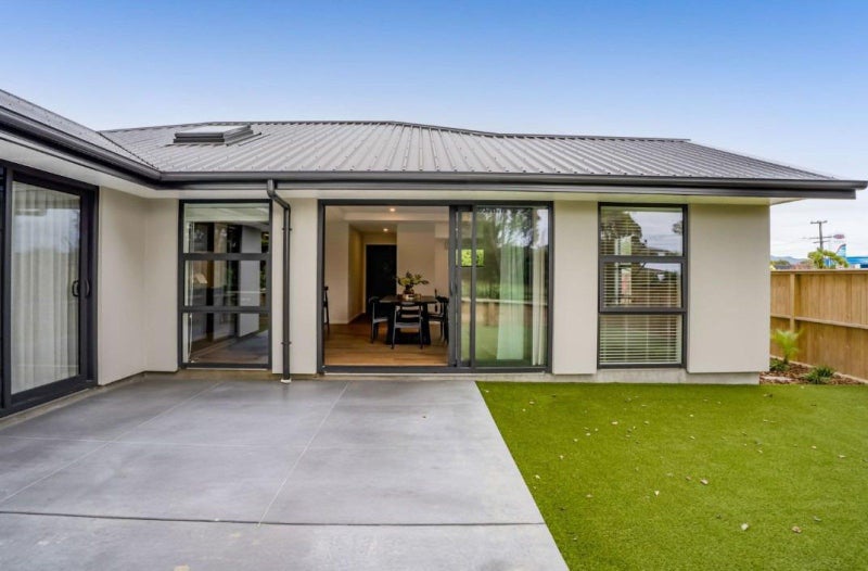 227A Tukapa Street, Westown, New Plymouth - Carousel 2