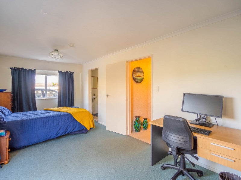 8A Kingswood Grove, Raumati Beach, Paraparaumu - Carousel 26