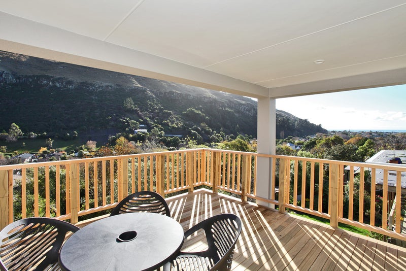 34 Evans Pass Road, Sumner, Christchurch - Carousel 1